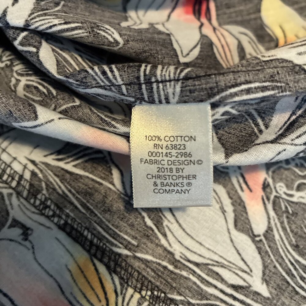 Christopher & Banks Womens Button Up Floral Shirt Roll Tab Sleeves Size M - Picture 7 of 7